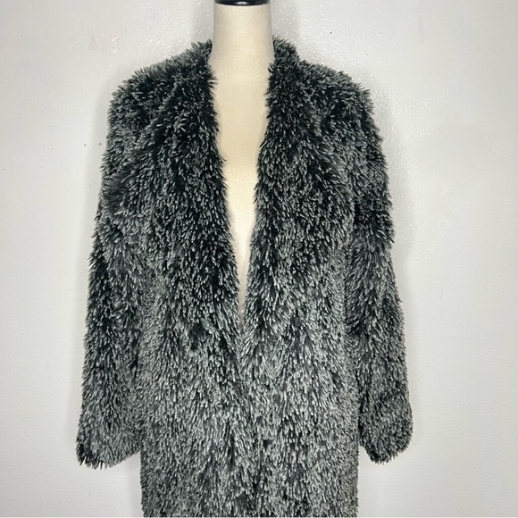 MICHAEL STARS Long Coat Cozy Faux Fur Jacket Gray Black Longline Size Medium - Picture 6 of 16
